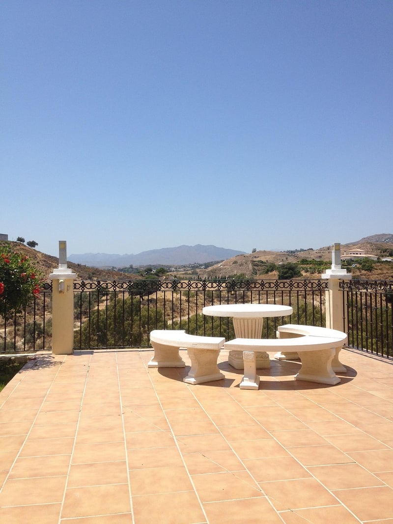 Patio furniture DIY